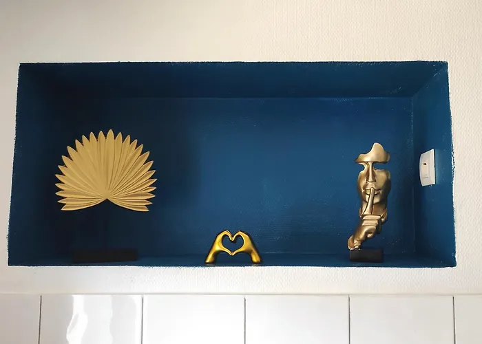 Le Refuge Bleu Et Or * Λούρδη