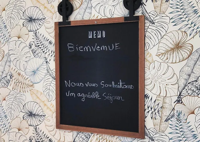 Le Refuge Bleu Et Or Daire Lourdes